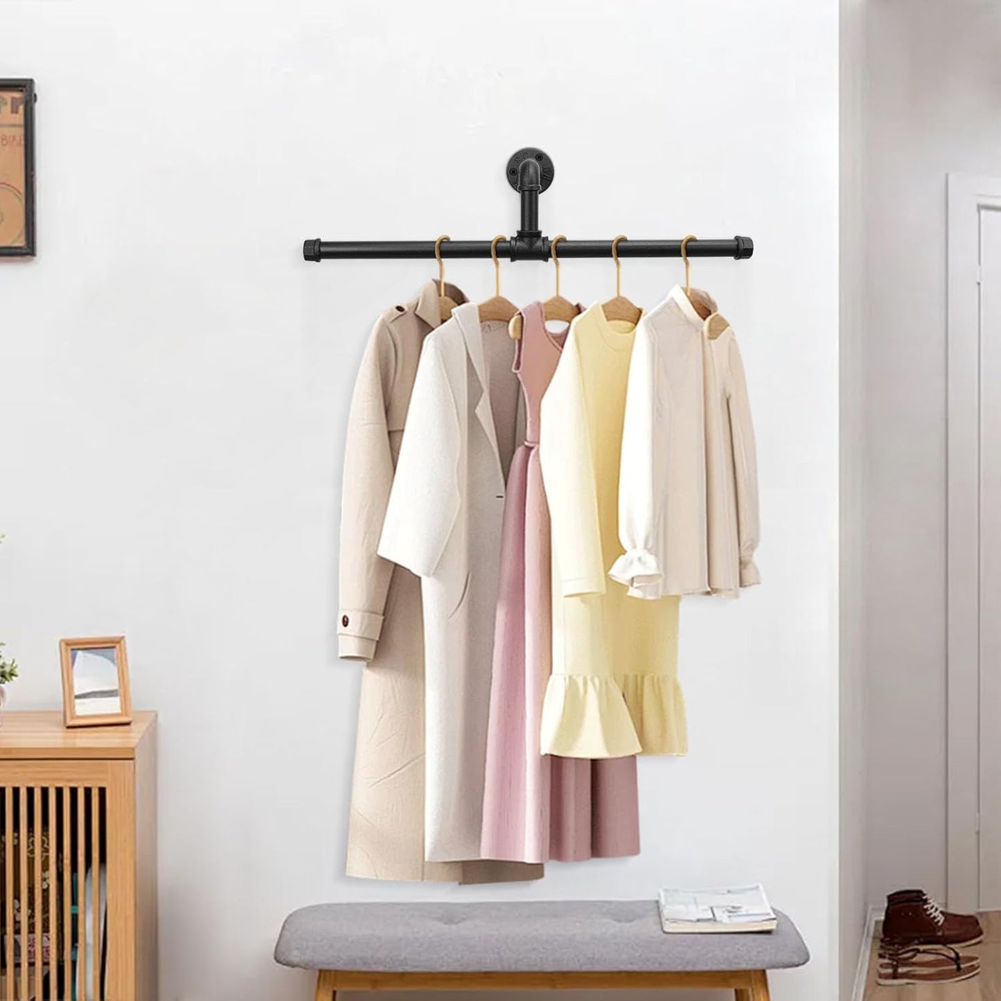 Industrial Pipe Wall-Mounted Clothes Rack – Black Vintage Iron Hanging Rod for Storage and Display